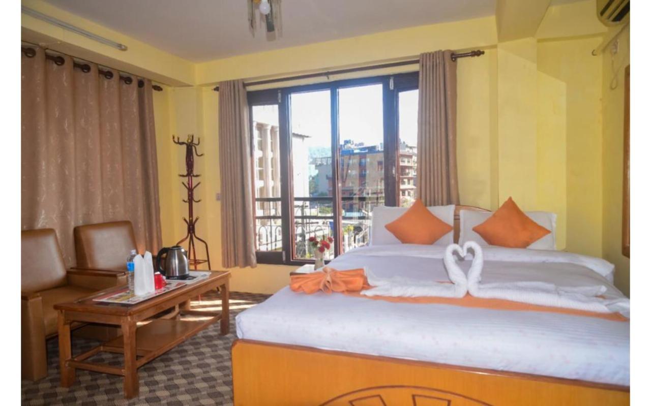 Hotel Travel Inn Покхара Экстерьер фото