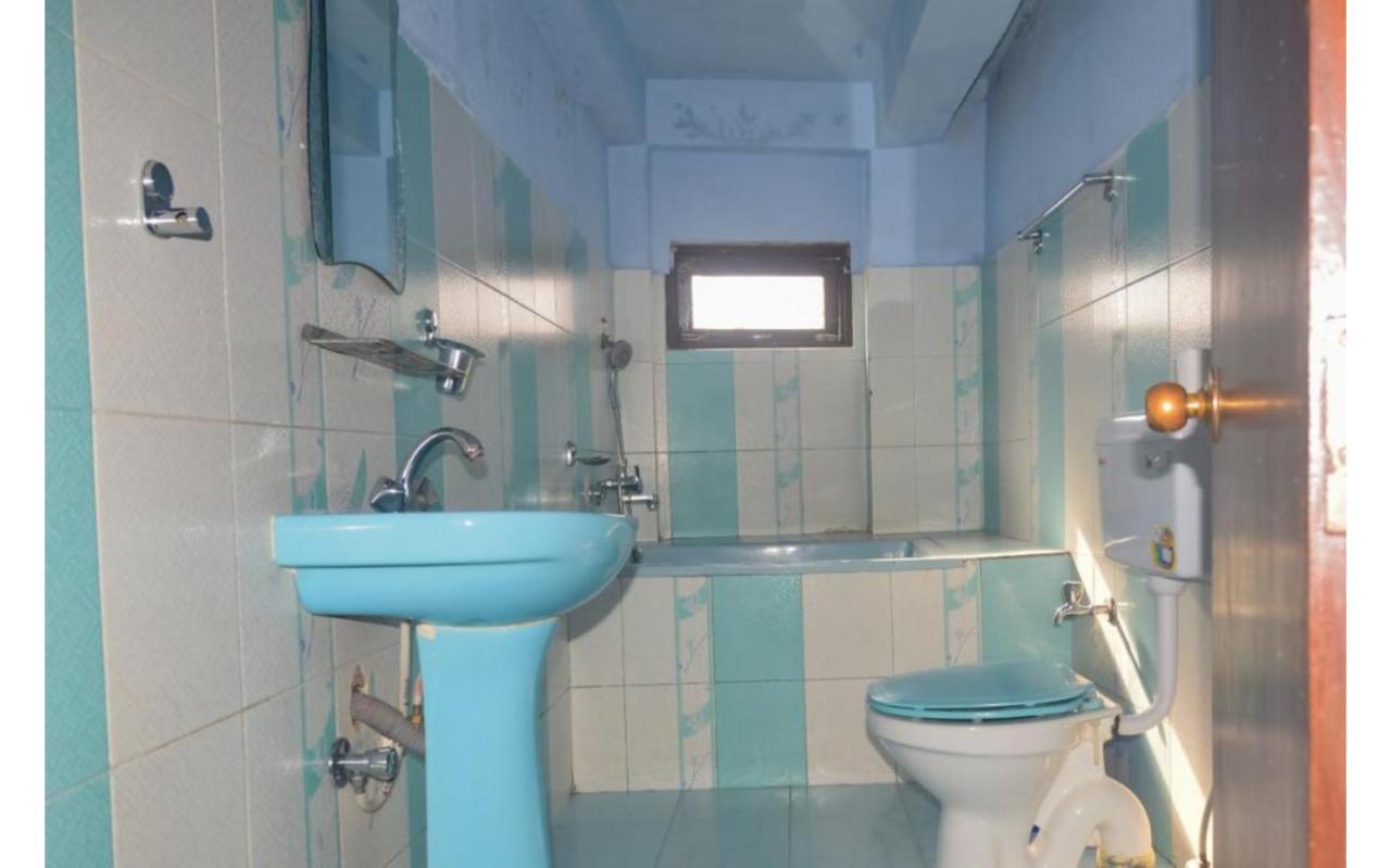 Hotel Travel Inn Покхара Экстерьер фото